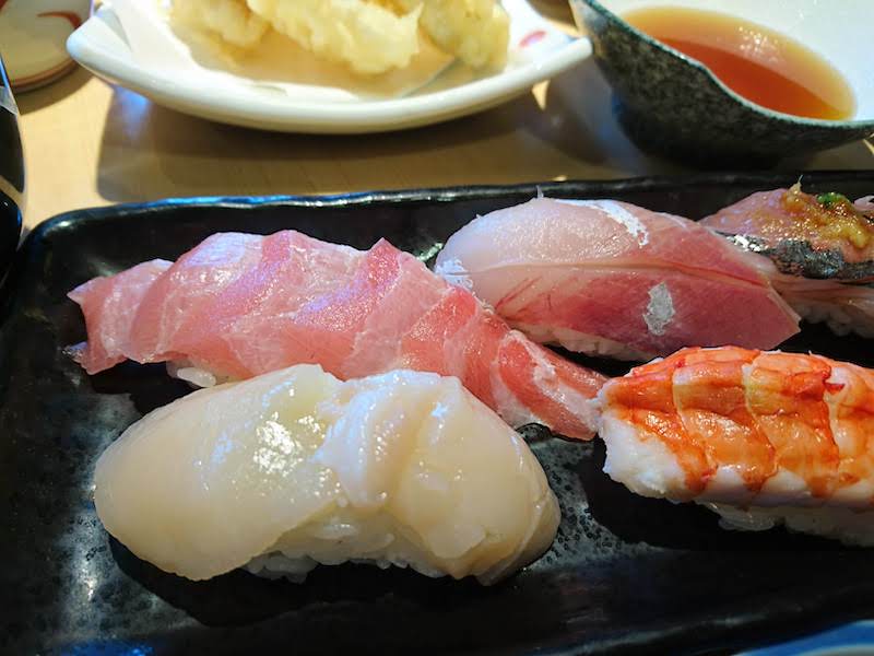 調布寿司祭り「大漁旗」ランチセット（大トロアップ）